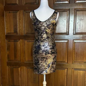 Soprano Sleeveless Metallic Gold Festive Party Mini Dress Size Small Fitted HOCO thumbnail 3
