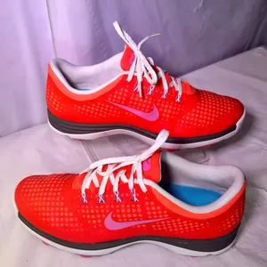 Nike Bright Red Sneakers with Pink Swoosh and White Laces thumbnail 1