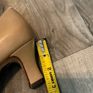 Vintage Bally retro gold detail leather heels thumbnail 3