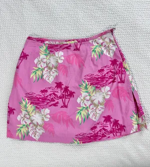 Hawaiian floral print pink skort thumbnail 1