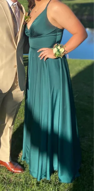 Emerald Green Silk Prom Dress thumbnail 1