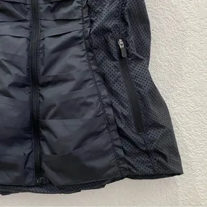 LULULEMON Black Lightweight Pleated Reflective Vest Size 4 thumbnail 11