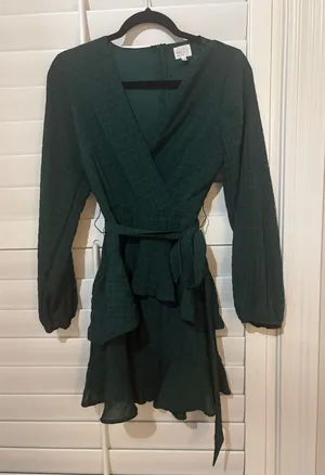 Francesca's Puff Sleeve Green Dress thumbnail 1