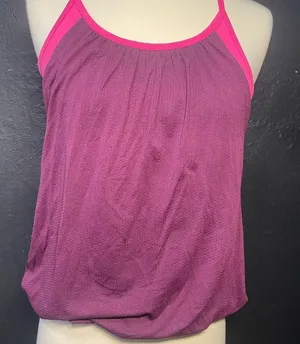 Lululemon Athletica Women's‎ Tank Top Built-in Bra Pink Purple Athletic Size M thumbnail 1
