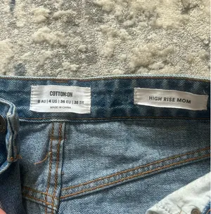 Cotton On High-Rise Mom Shorts thumbnail 3