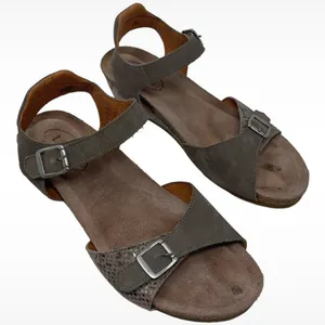 Taos “Traveler” Taupe Leather Wedge Sandals Hook & Loop Closure Women’s 8-8.5 thumbnail 1
