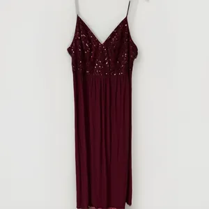 Davids Bridal DB Studio Spaghetti Strap Sequin Bodice Formal Dress Sz 18 Merlot thumbnail 2