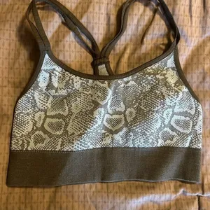 Bombshell sports bra thumbnail 1