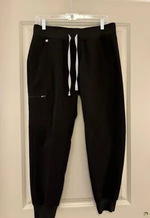 FIGS Black Scrub Set thumbnail 2