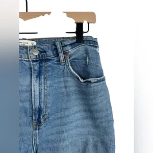 Abercrombie & Fitch Ultra High Rise Ankle Straight Jeans Women’s 29 Distressed thumbnail 6