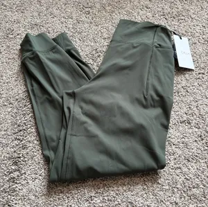 CALIA by Carrie Underwood Joggers size medium NWT thumbnail 1