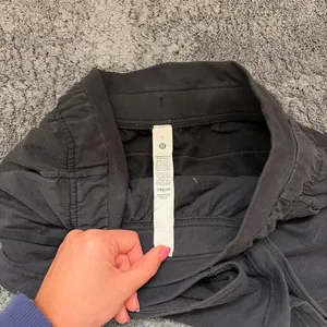 LULULEMON Black shorts with drawstring waist #athletic #activewear thumbnail 2