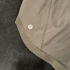 Black lululemon shorts thumbnail 2
