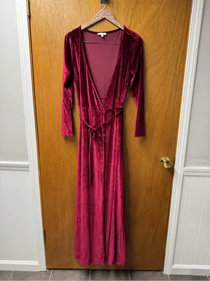 Baltic Born Meghan Velvet Short Sleeve Wrap Maxi Dress Red Large Romantic Goth thumbnail 13