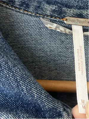 Free People Cropped Denim Jacket Blue Button Front Trucker Jean Western Distress thumbnail 6