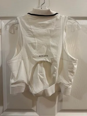 Athleta Sleeveless Quarter-Zip Crop Top - Size Large thumbnail 4