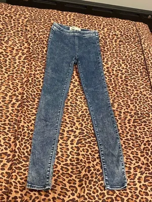 Hollister Jeggings thumbnail 1