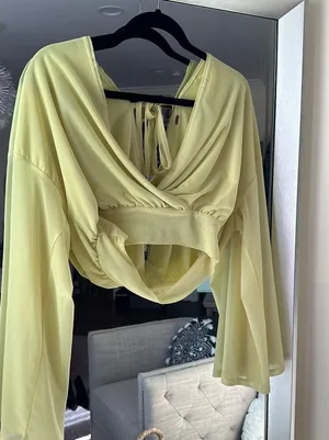 Green Bell Sleeve Blouse thumbnail 1