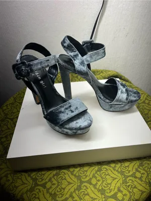 Madden Girl Gray Velvet Platform Ankle Strap Heels thumbnail 3
