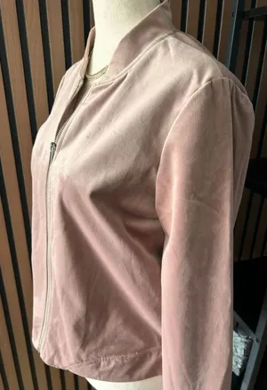 Vero Moda women’s light pink jacket velvet bomber jacket full zip size small NE thumbnail 1