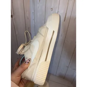 Nike Women's Court Legacy Lift Size 7 Cream Ivory thumbnail 7