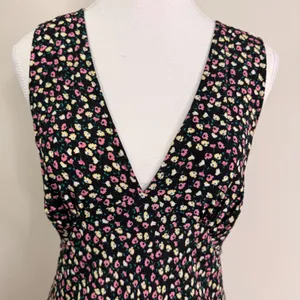 Rails Womens Black Ditsy Floral V-Neck Sleeveless Maxi Slip Dress Size Medium thumbnail 4