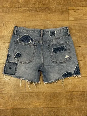 Free People Heartbreaker Patched Denim Shorts Size 26 thumbnail 3