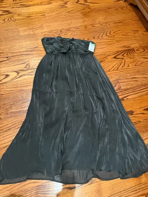 Petal & Pup gown thumbnail 2