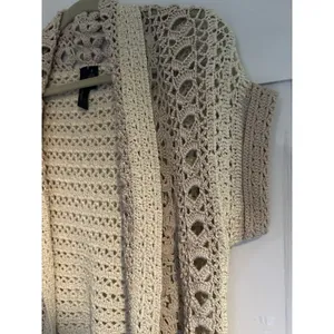 Women’s Boutique Crochet Cream High Low Shawl Duster Fringe Sz S thumbnail 3