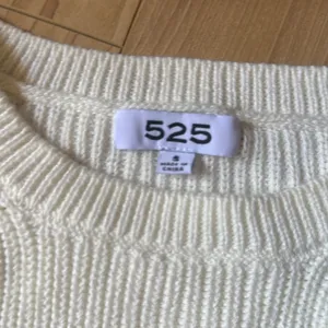 525 Sweater thumbnail 2