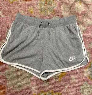 Nike Shorts thumbnail 1