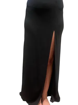 B. Smart Elegant Off-Shoulder Black Gown with Front Slit Size M thumbnail 3