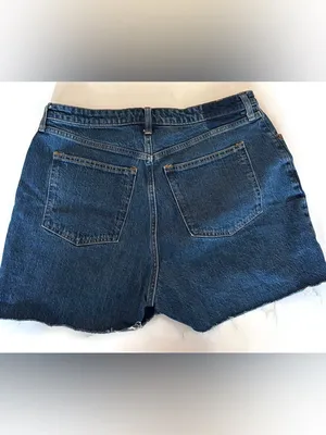 Abercrombie & Fitch High Rise The 90’s Relaxed Denim Shorts Size 14 thumbnail 2