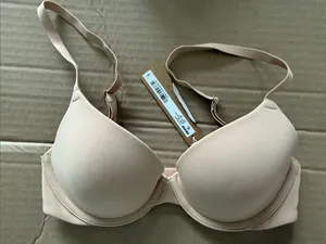 SKIMS Fits Everybody T-Shirt Bra - Clay 30B thumbnail 1