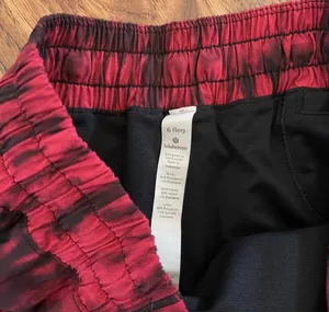 Lululemon hottie, hot shorts thumbnail 4
