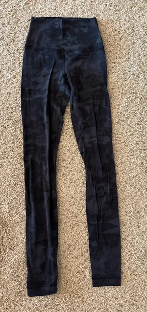 Lululemon Leggings thumbnail 1