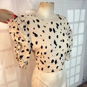 Bardot NWT Amelie Geo Spotted Puff Sleeve Open Back Blouse Size Large thumbnail 2