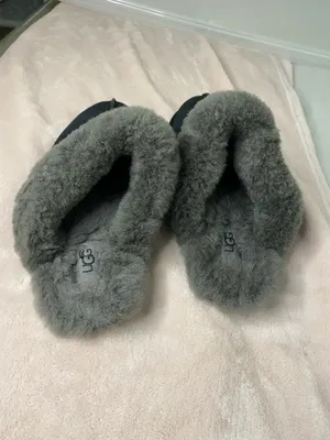 UGG Scuffette II Suede Slippers in Black/Grey women size 7 thumbnail 2