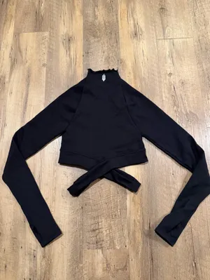 Free People Movement Women's Black Long-Sleeve Cropped Wrap Top M/L thumbnail 3
