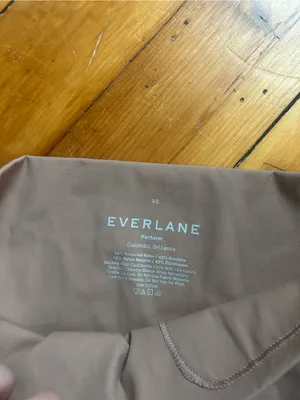 ☀️3/$25 Everlane The Perform Bike Short In Cocoa Xs thumbnail 4