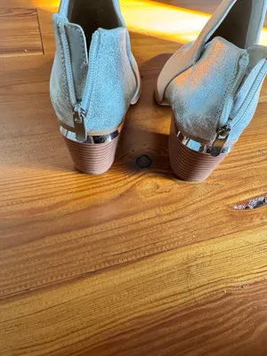 ZBY Suede block heel booties Blue Size 8 thumbnail 3