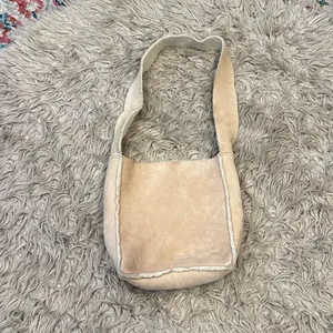 Vintage y2k GAP sherpa faux suede purse thumbnail 6