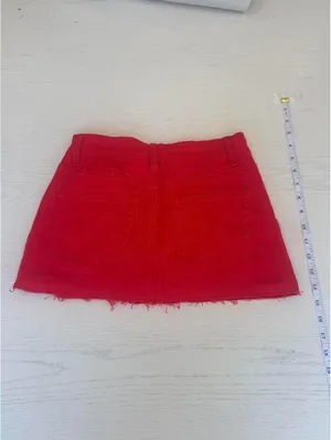 PrettyLittleThing Red Distressed Denim Mini Skirt Size 0 thumbnail 4