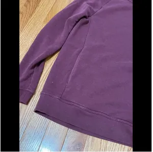 Women’s Nike Crew Neck Sweatshirt XS thumbnail 2