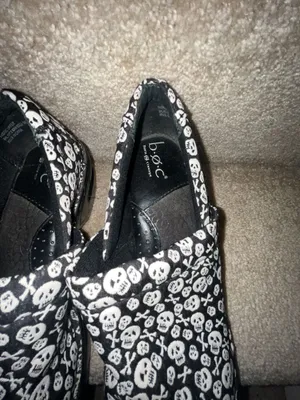 B.O.C. Born Concept Women's Black and White Skull Print Slip-On Clogs thumbnail 2