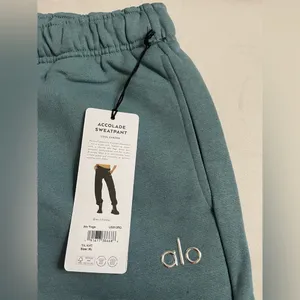 NWT Alo Accolade Sweatpants Joggers Size XL Limited Edition Color Teal Agate thumbnail 8