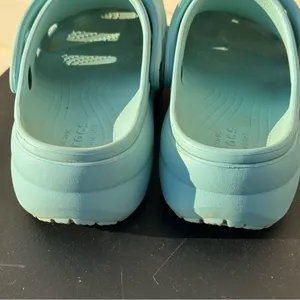 Crocs Women's Classic Clog - Light Blue Size 8 thumbnail 4