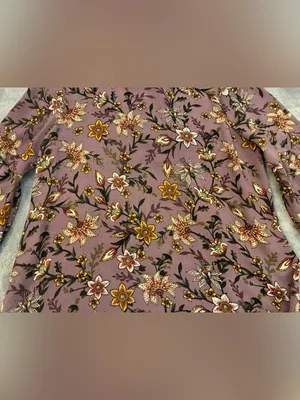 Women’s Promesa Brand floral purple Blouse Size Medium thumbnail 2