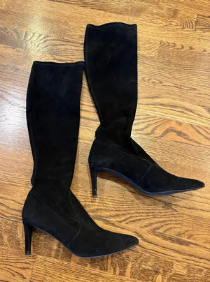 Stuart Weitzman Black Suede Knee-High pull on Pointed Toe Stiletto Boots, 38.5 thumbnail 1