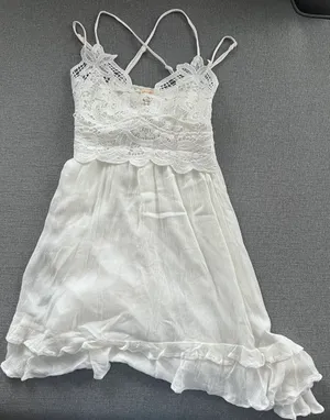 Dress thumbnail 1